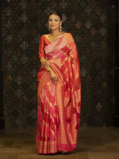 Crafted Sequential Work Party Saree Designed in Light Pink And Magenta Color Maslin