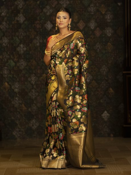 Black Color Casual Wear Silk Saree