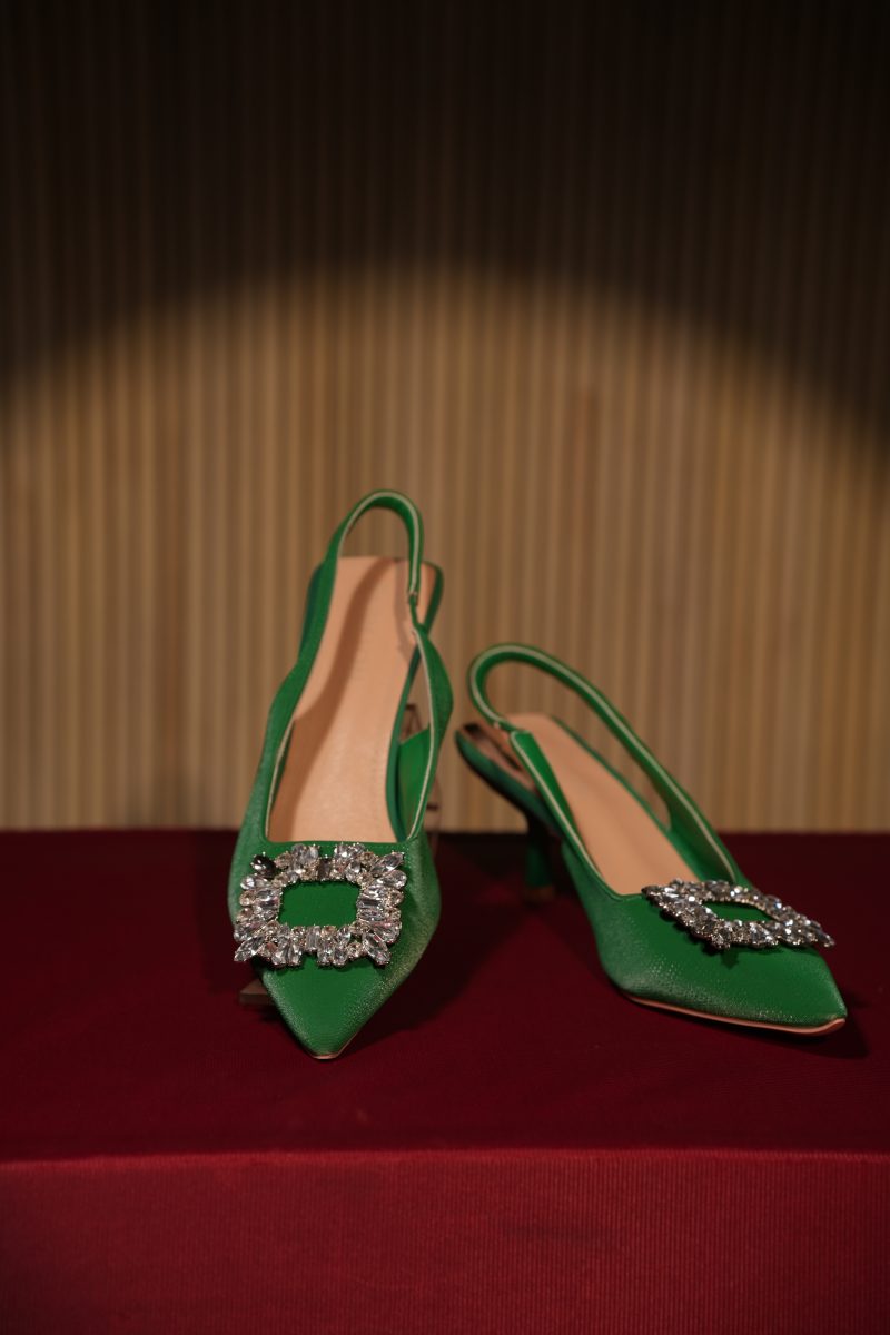 Off White ladies shoes crafted in transparent stone