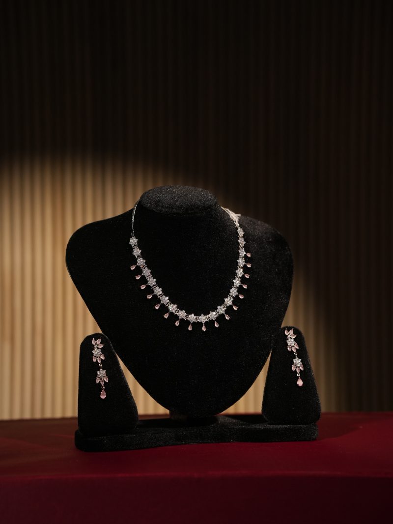 Diamond Cut and Rose Quartz Stone Work Necklace Set