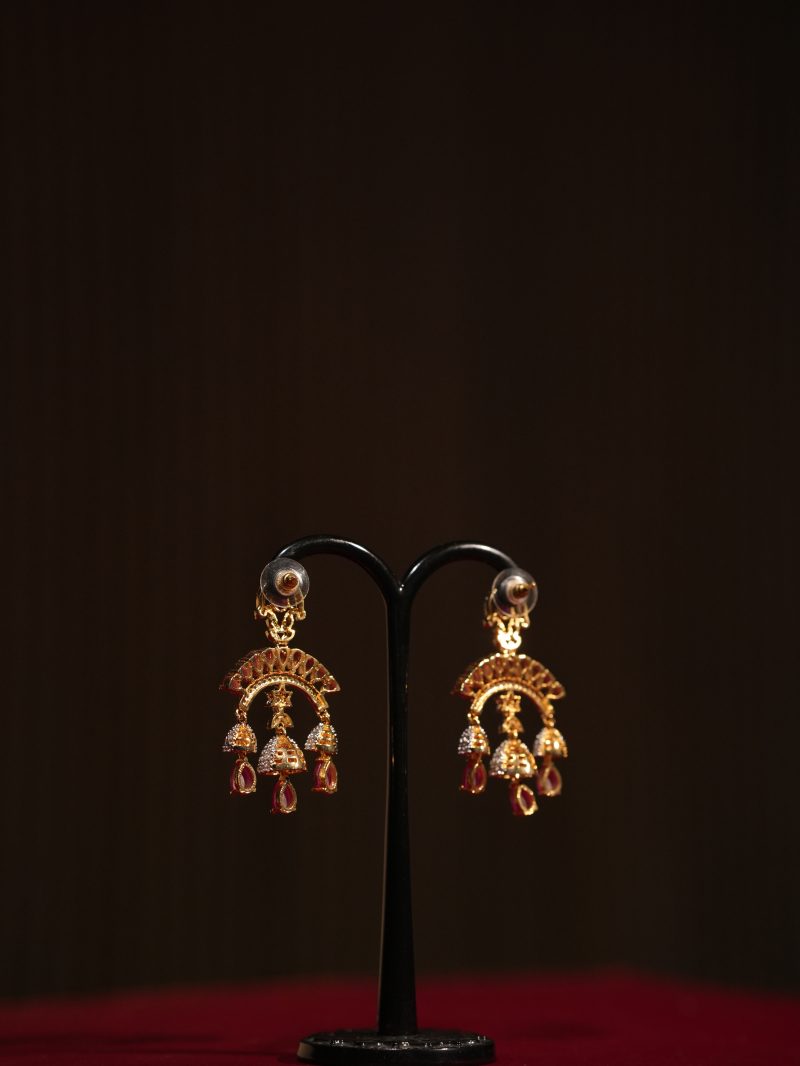Diamond Cut Stone Work Party Wear Ear Ring