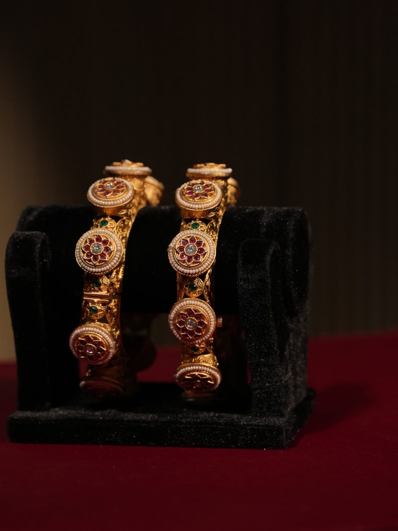 Ruby, Panna, Bits & Kundan Work Bridal Wear Bangles