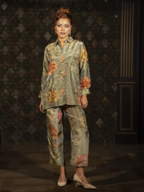 Gorgeous Looking Casual Wear Silk Kurti 2 pcs